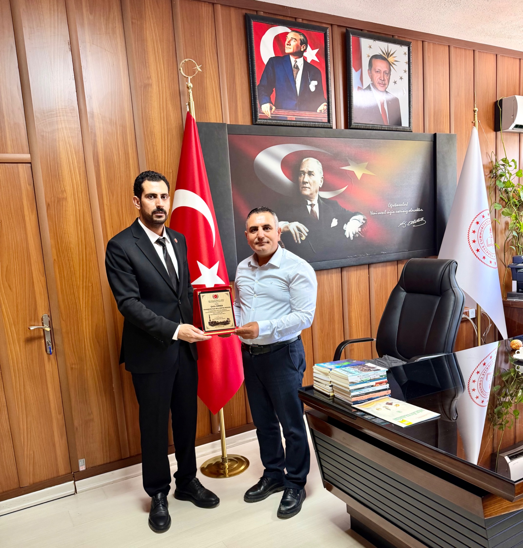 Başkanımız Fatih YÜZÜCÜ ve Yönetim Kurulumuzdan İlçe Millî Eğitim Müdürlüğüne Ziyaret