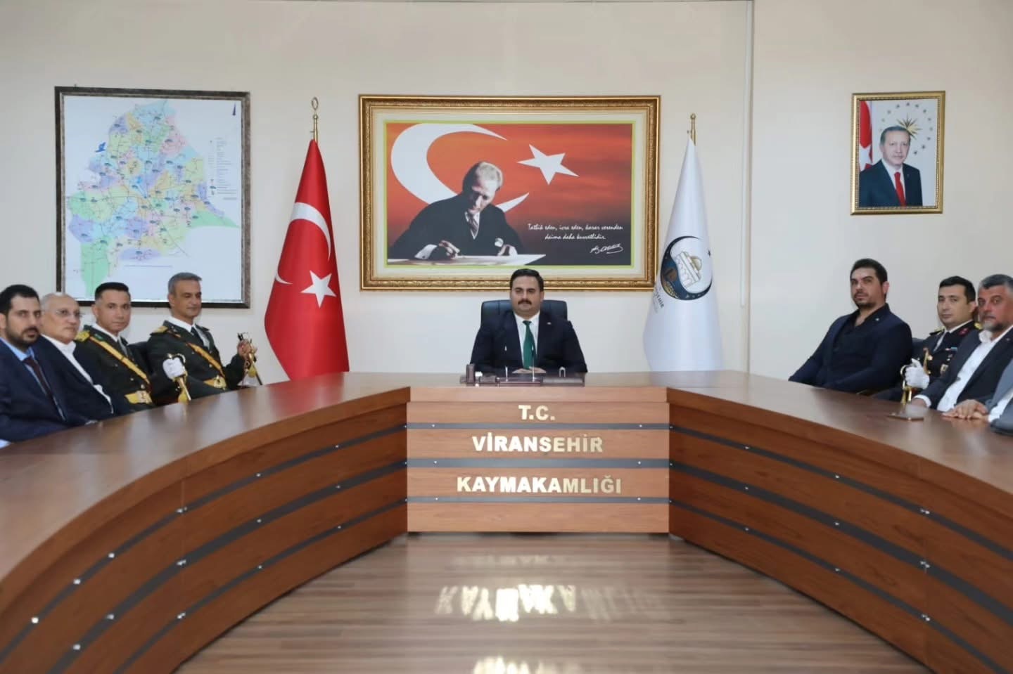 Viranşehir Kaymakamlığı toplantı salonu