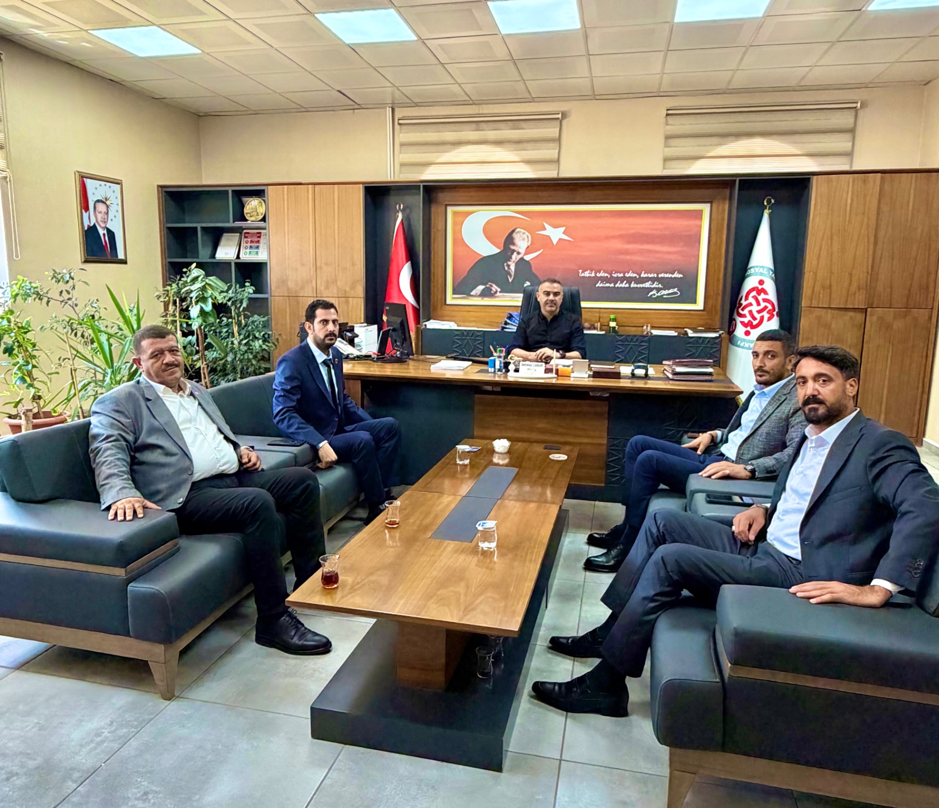 MHP Viranşehir Yönetim Kurulu, SYDV Müdürü Şehmus Çakan'ı makamında ziyaret etti