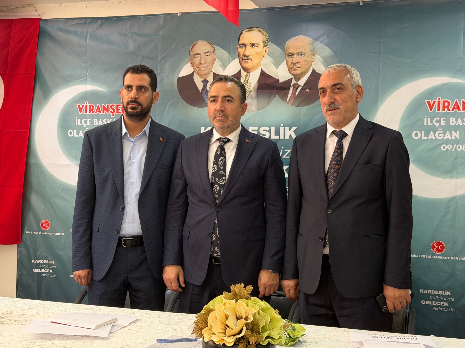 Kongre divanı ve İlçe Başkanımız