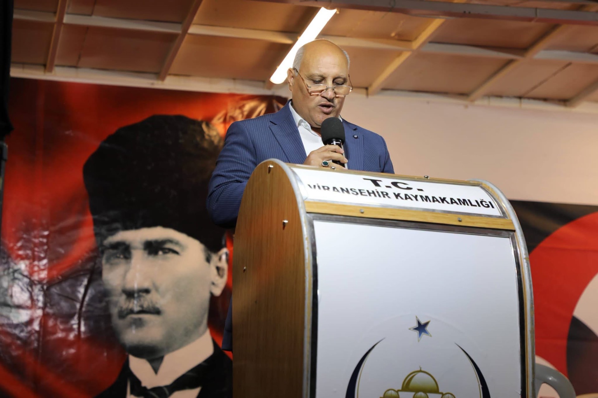 Anma programında konuşma